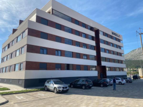 Dora Apartman